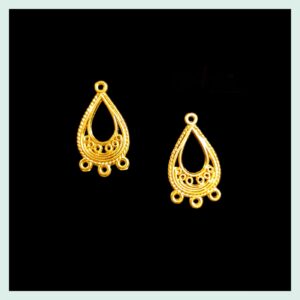 OXIG0041 -2 PAIRS GOLDEN TINY GERMAN SILVER BALI