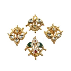 KUNDAN0017- ARNAS 2 PCS PACK OF TRIANGLE MOTIVE KUNDAN BEADS