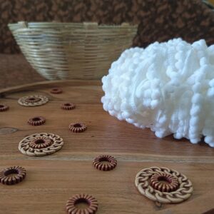 Pompom01- ARNAS 5 METER PACK OF WHITE POMPOM LACE