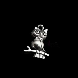 OXIS0046- 1 PACK OF SILVER OWL MOTIF SMALL GERMAN SILVER PENDANT (20 GM)
