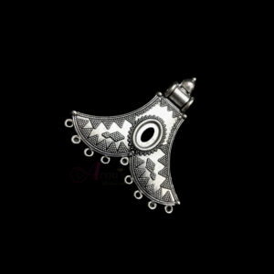 OXIS0192- 1 PC PACK OF SILVER DESIGNER MOTIF GERMAN SILVER PENDANT