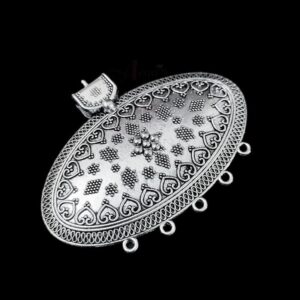OXIS0244- 1 PC PACK OF SILVER DESIGNER OVAL MOTIF GERMAN SILVER PENDANT