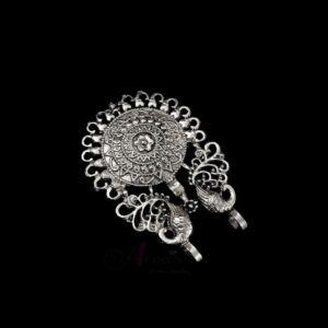 OXIS0245- 1 PC PACK OF SILVER DESIGNER MOTIF GERMAN SILVER PENDANT