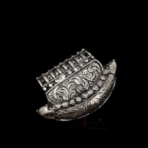 OXIS0274- 1 PC OF SILVER DESIGNER MOTIF GERMAN SILVER PENDANT