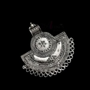 OXIS0292- 1 PCs PACK OF SILVER DESIGNER MOTIF GERMAN SILVER PENDANT