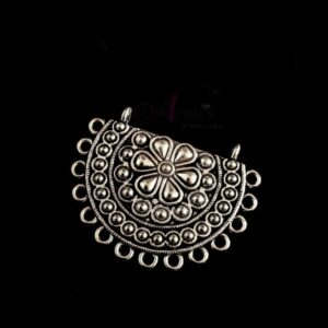 OXIS0297- 4 PCS PACK OF SILVER SEMI ROUND MOTIF GERMAN SILVER PENDANT