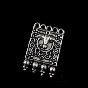 OXIS0316- 1 PCs PACK OF SILVER DESIGNER MOTIF GERMAN SILVER PENDANT
