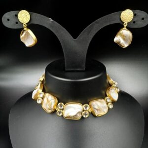 ARNAS MATT GOLD BRASS-PLATED WITH MOTHER OF PEARL DESIGNER MOTIF JEWELLERY SET