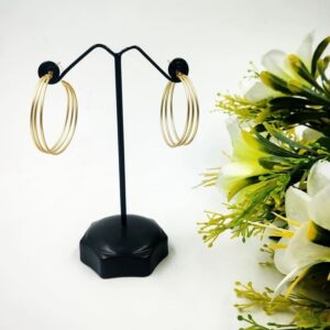 ARNAS 1 PAIR PACK OF GOLDEN BRASS METAL ROUND MOTIVE EARRING
