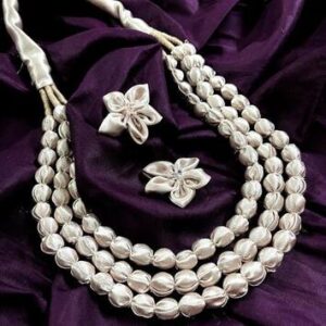 3LDORI51- ARNAS 1 PC PACK OF THREE LAYER FABRIC AND BEADS PRINTED SILVER COLOR TASSEL WITH 2PCS FABRIC FLOWER